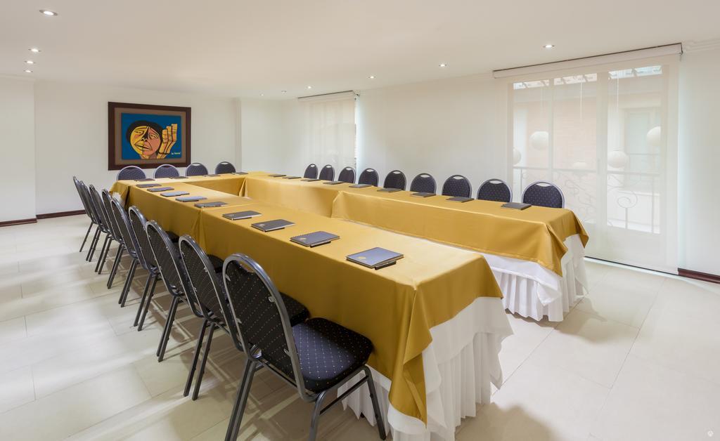 Hotel Embassy Park Bogota Exterior photo